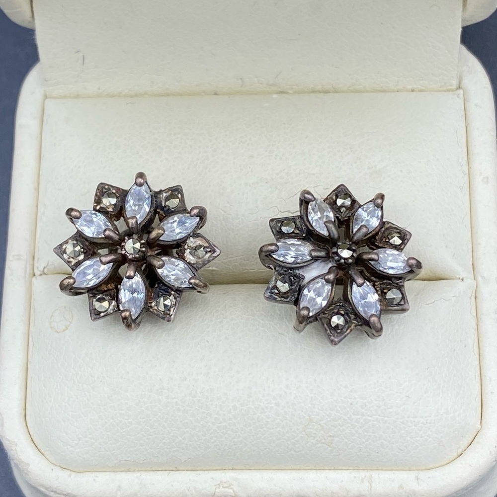 Sterling Silver and Marcasite Flower bud vintage Post Estate Earrings